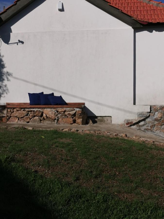 Casa Mendes Lopes Villa เซลอริโก จิ บาสโต ภายนอก รูปภาพ
